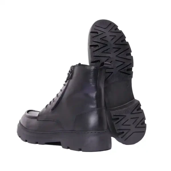 Bottine en Cuir Noir avec Lacets et Fermeture Éclair